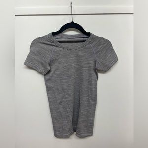 vintage lululemon shirt! size 2 color black and white striped